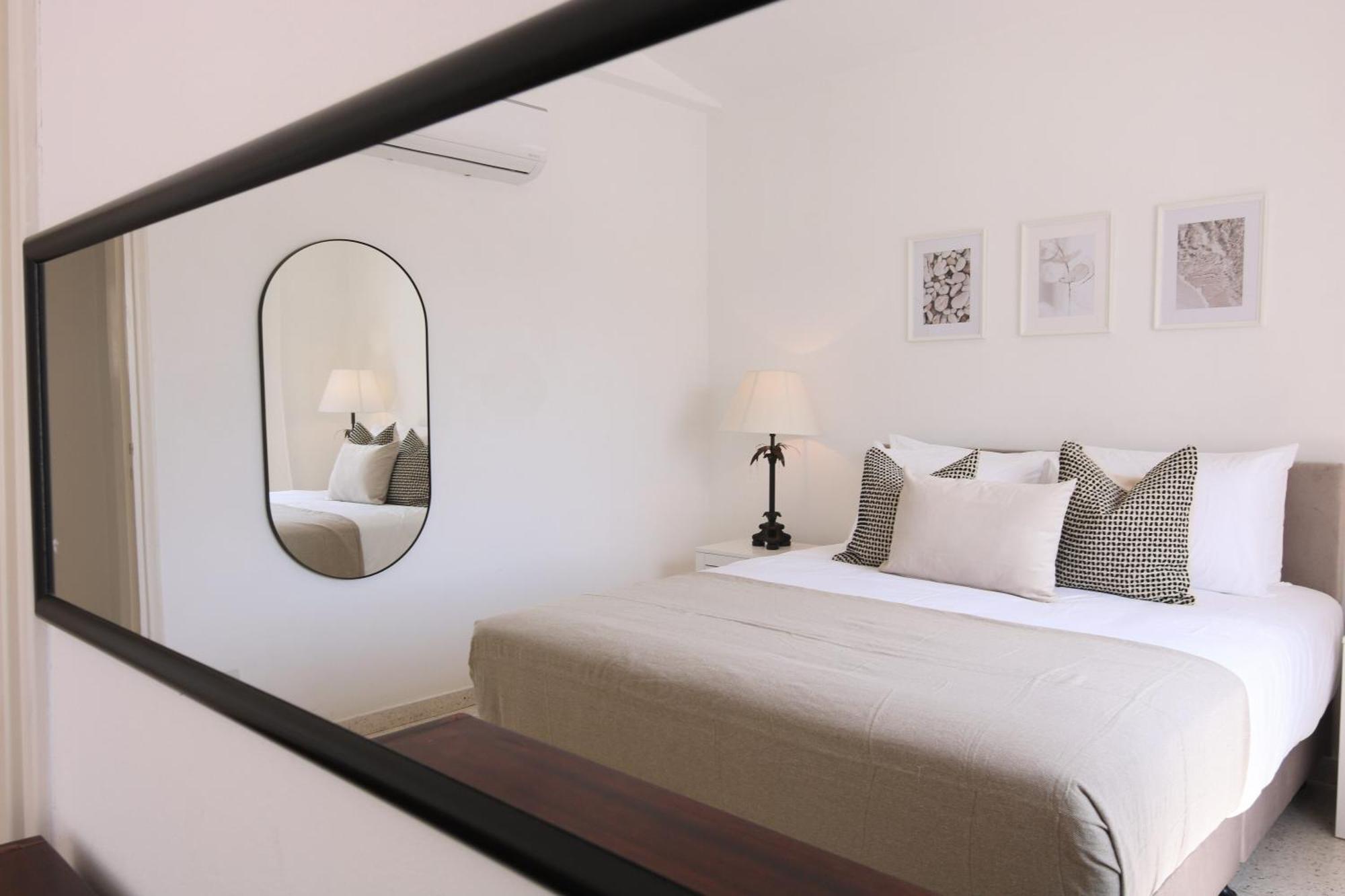 Phaedrus Living: Nerina Modern Flat Apartment Paphos